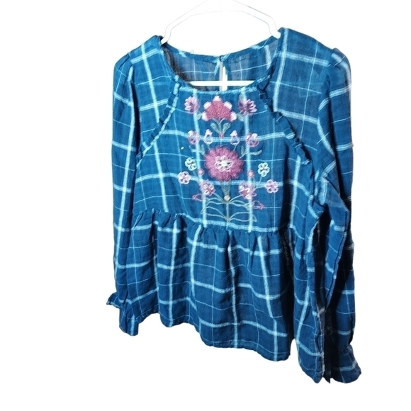 Blue Rain Embroidered navy plaid top med Francesca's - Picture 2 of 12